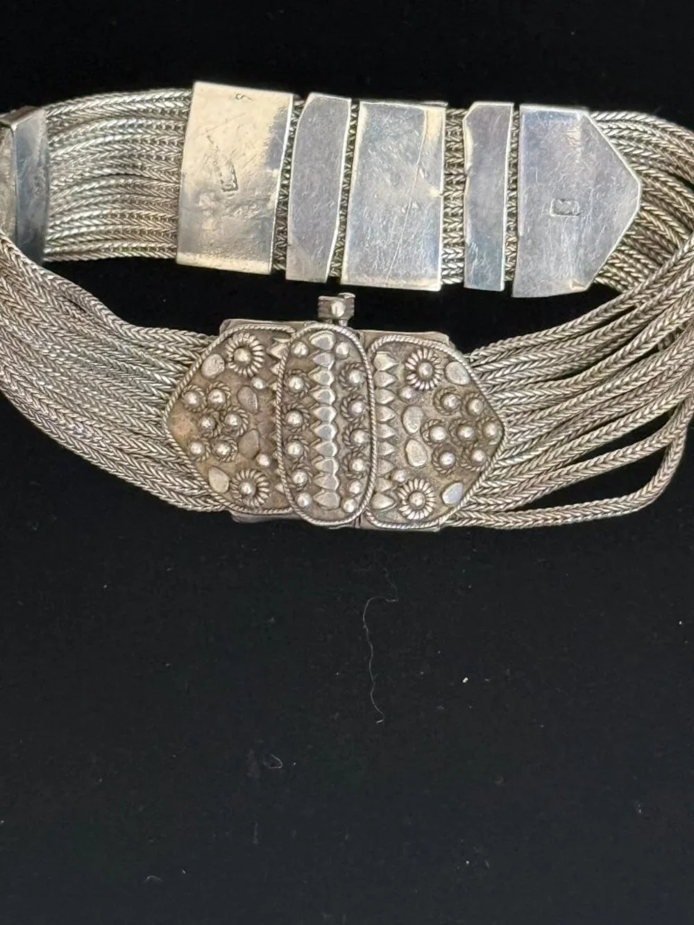 VINTAGE ORNATE MULTI-STRAND SILVER FOXTAIL W/GARNETS BRACELET